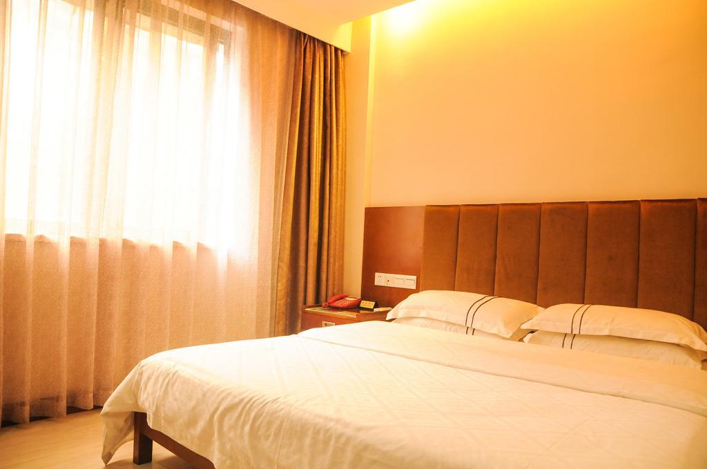 Kaifu Hotel Guangzhou Kamer foto